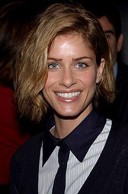 Amanda Peet