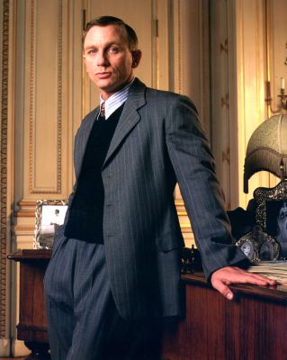 Daniel Craig
