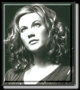 Elisa Donovan