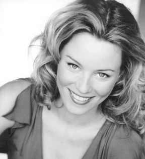 Elizabeth Banks