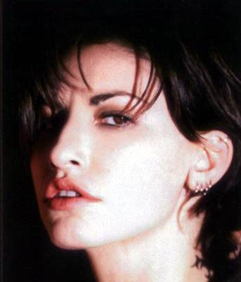 Gina Gershon