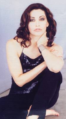 Gina Gershon