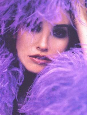 Gina Gershon