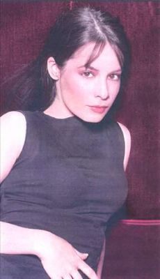 Holly Marie Combs