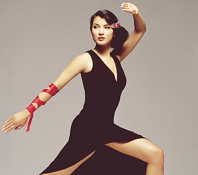Kelly Hu