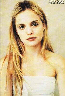 Mena Suvari