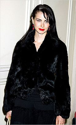 Mia Kirshner