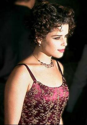 Neve Campbell