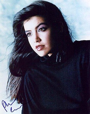 Phoebe Cates
